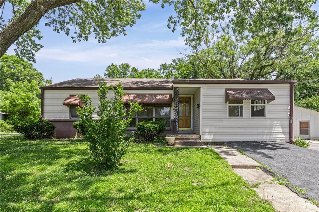 Listing Photo MLS #HMS2629804