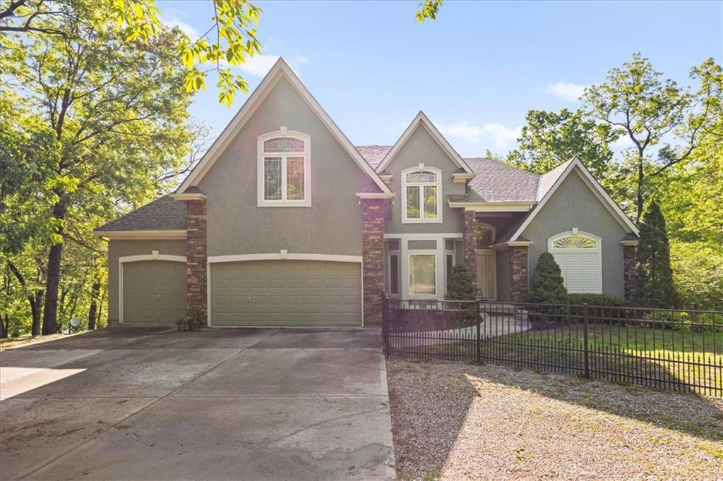 Listing Photo MLS #HMS2629899
