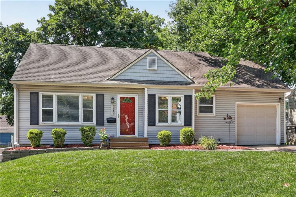 Listing Photo MLS #HMS2630327