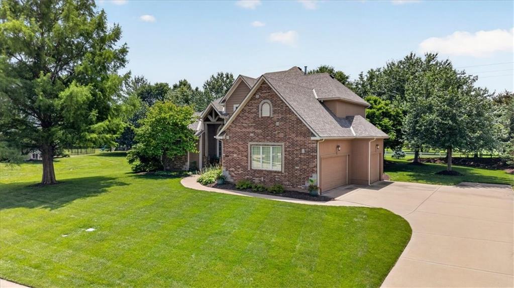 Listing Photo MLS #HMS2630555