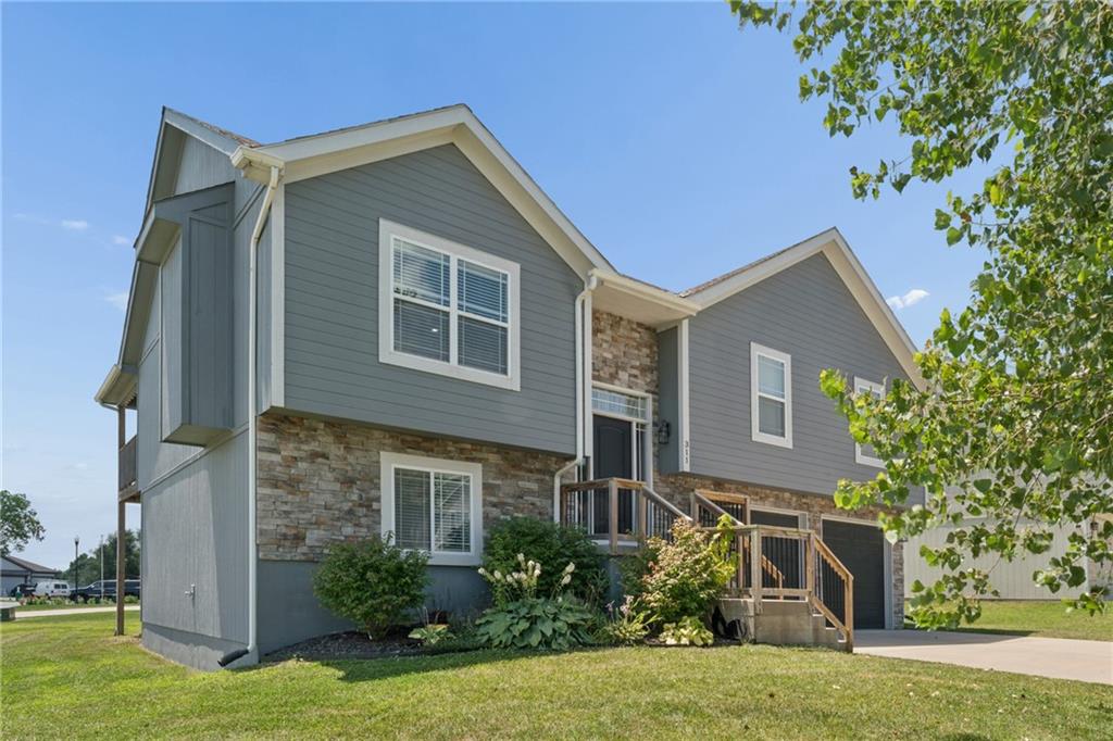 Listing Photo MLS #HMS2630559