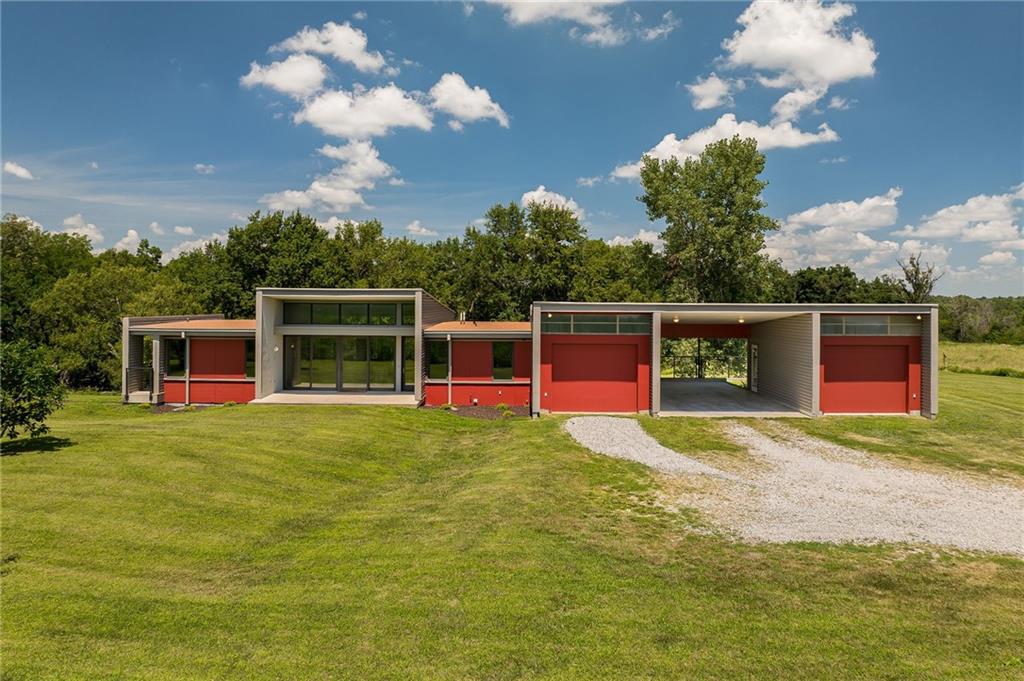 Listing Photo MLS #HMS2630788