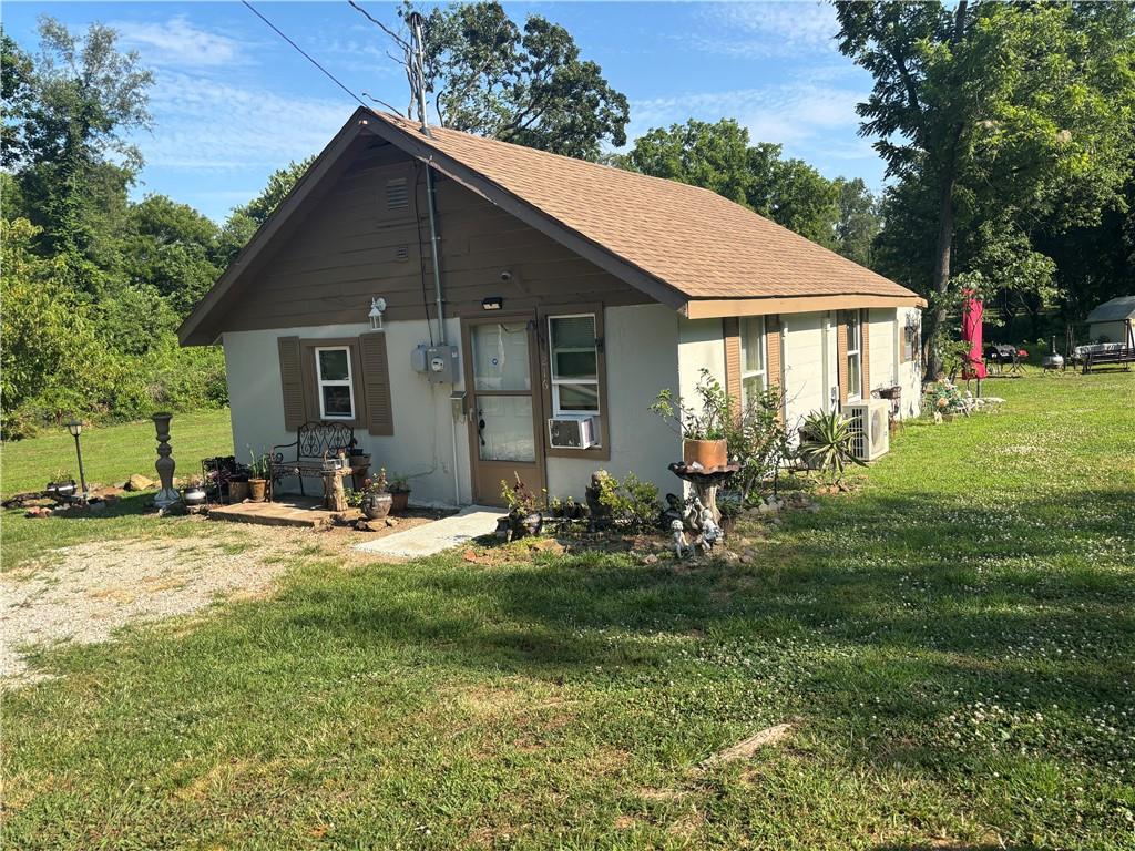 Listing Photo MLS #HMS2630818