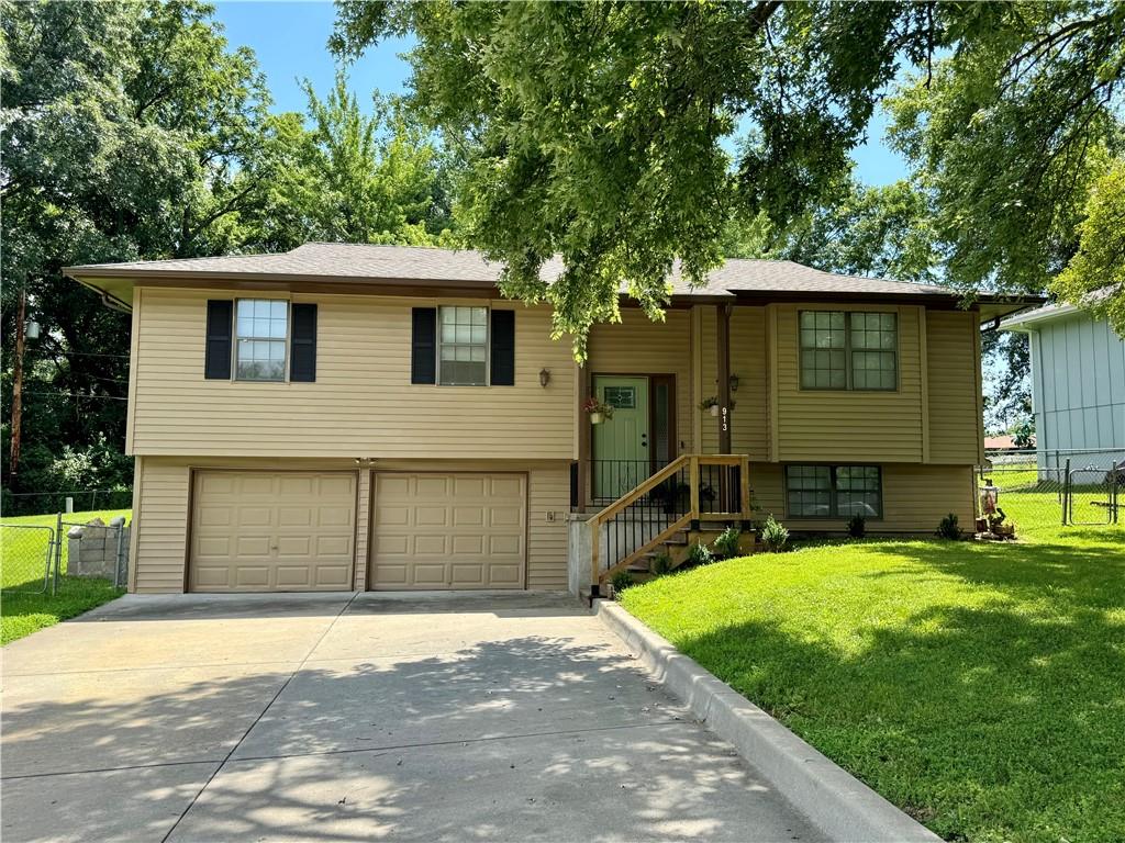 Listing Photo MLS #HMS2630880