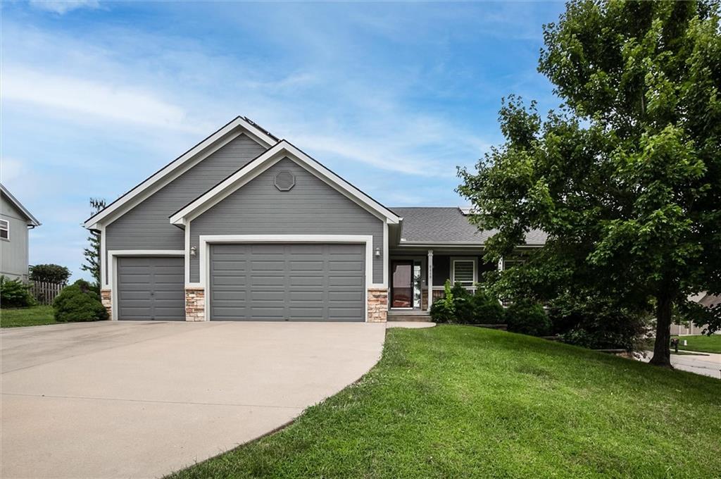 Listing Photo MLS #HMS2631100
