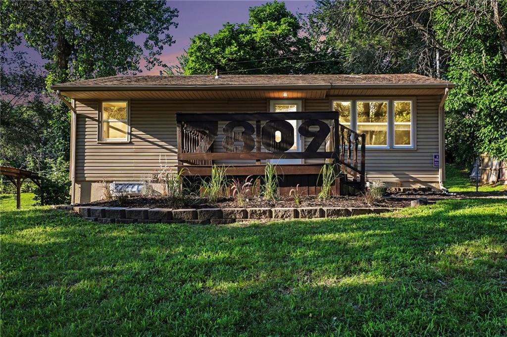 Listing Photo MLS #HMS2631208