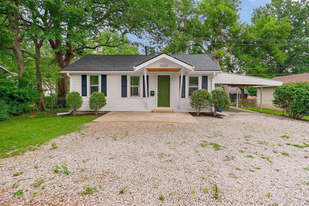 Listing Photo MLS #HMS2631281