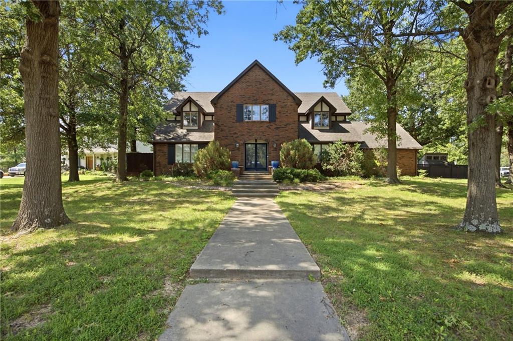 Listing Photo MLS #HMS2631416