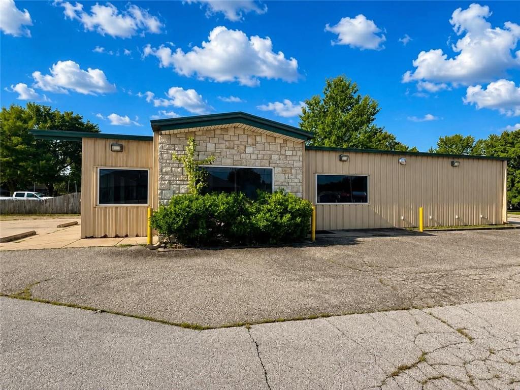 Listing Photo MLS #HMS2631498