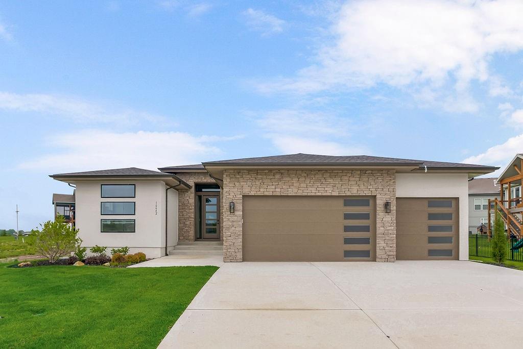 Listing Photo MLS #HMS2632117