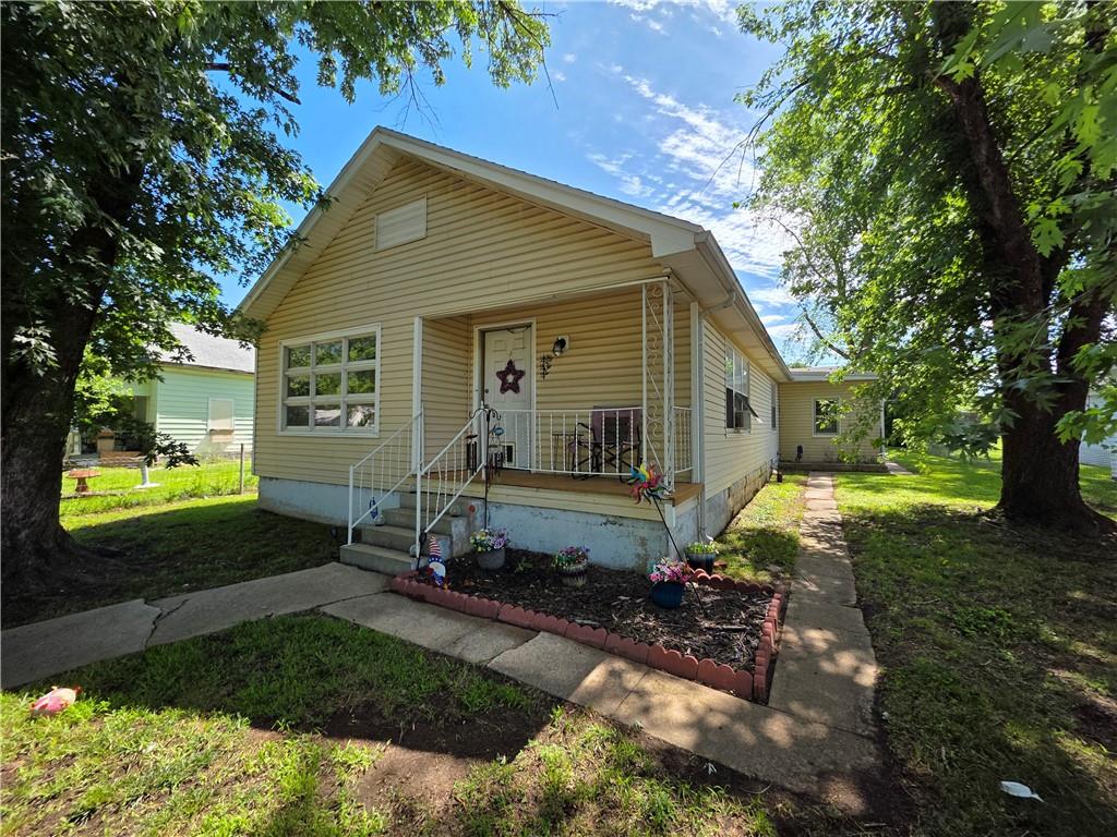 Listing Photo MLS #HMS2632128