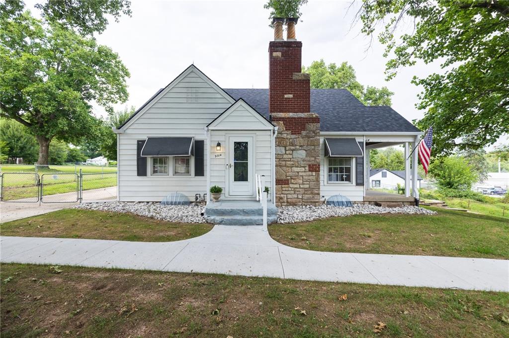 Listing Photo MLS #HMS2632442