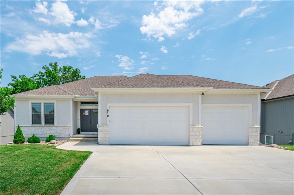 Listing Photo MLS #HMS2633115