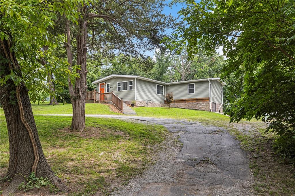 Listing Photo MLS #HMS2633220