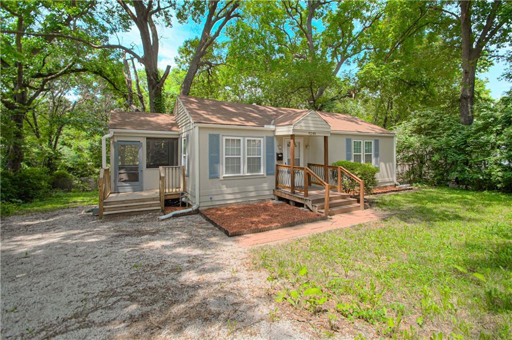 Listing Photo MLS #HMS2633264