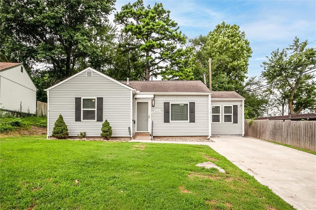 Listing Photo MLS #HMS2633307