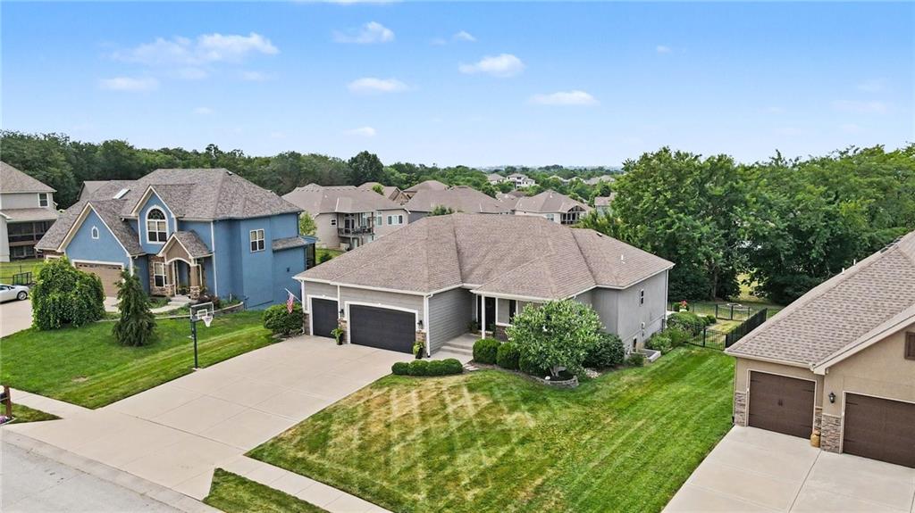 Listing Photo MLS #HMS2634324