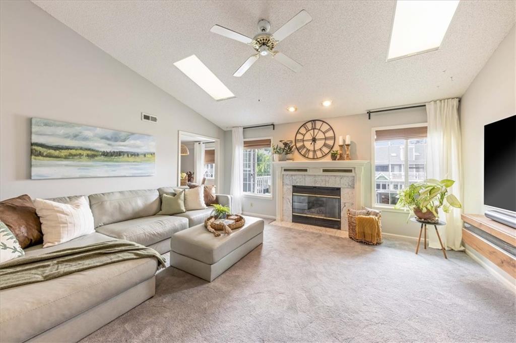 Listing Photo MLS #HMS2634756