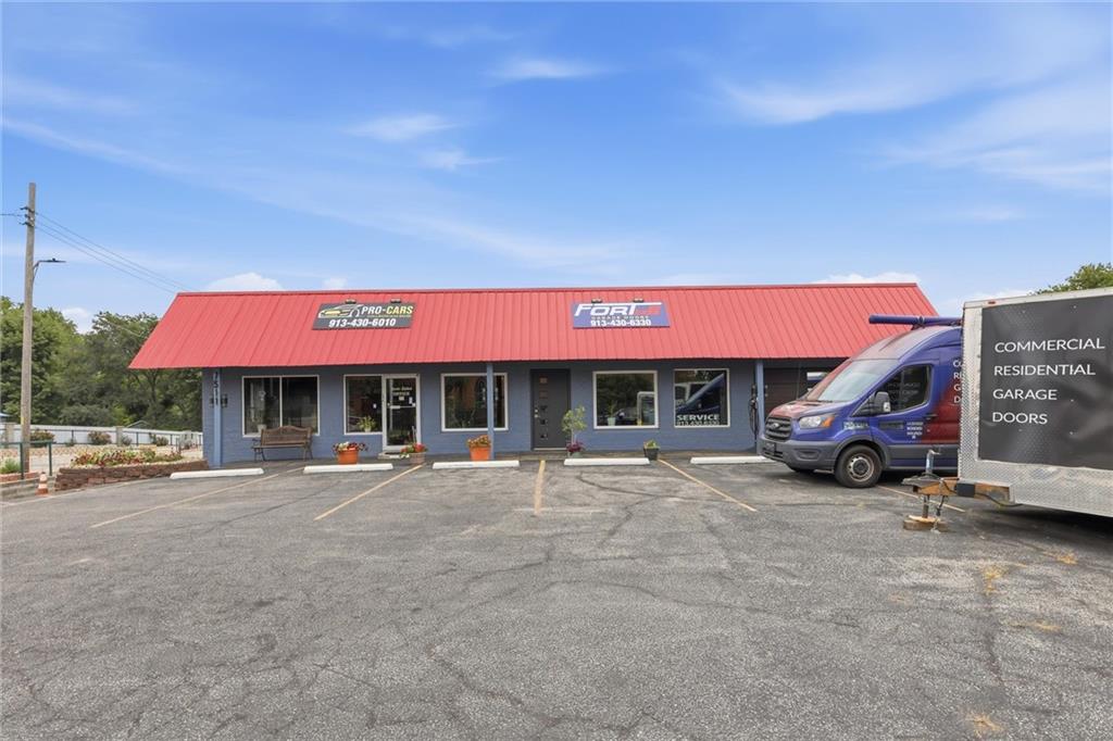 Listing Photo MLS #HMS2635746