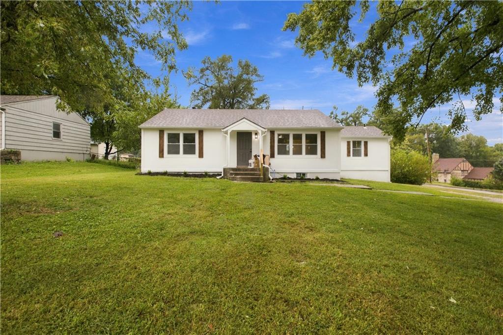 Listing Photo MLS #HMS2635825