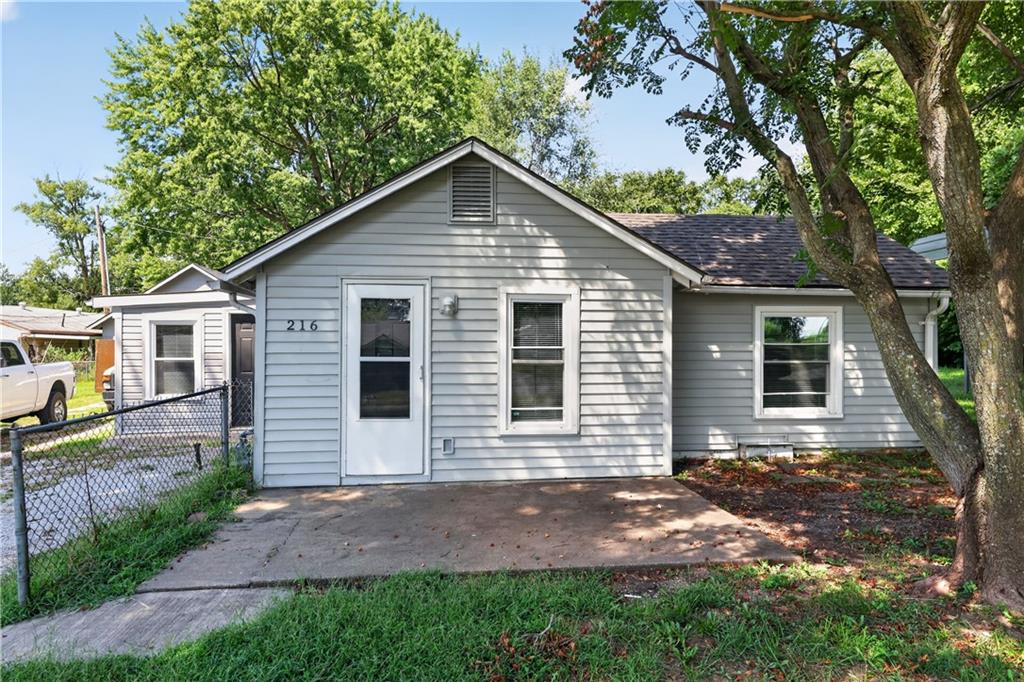 Listing Photo MLS #HMS2636016