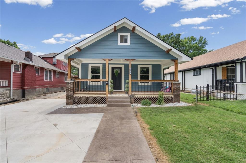 Listing Photo MLS #HMS2636796