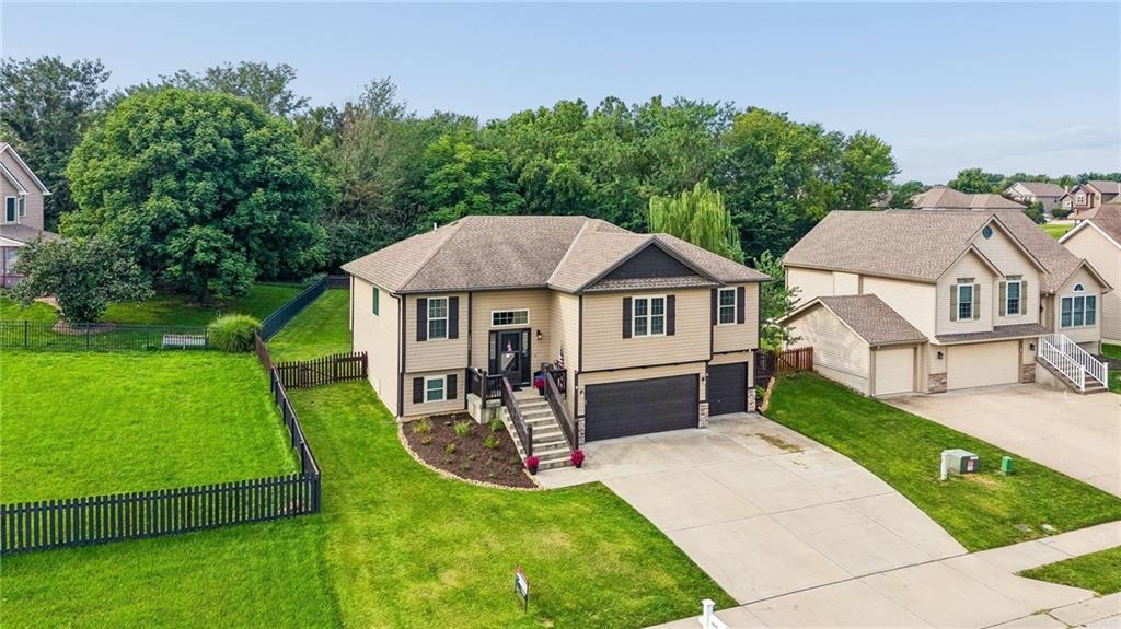 Listing Photo MLS #HMS2637083