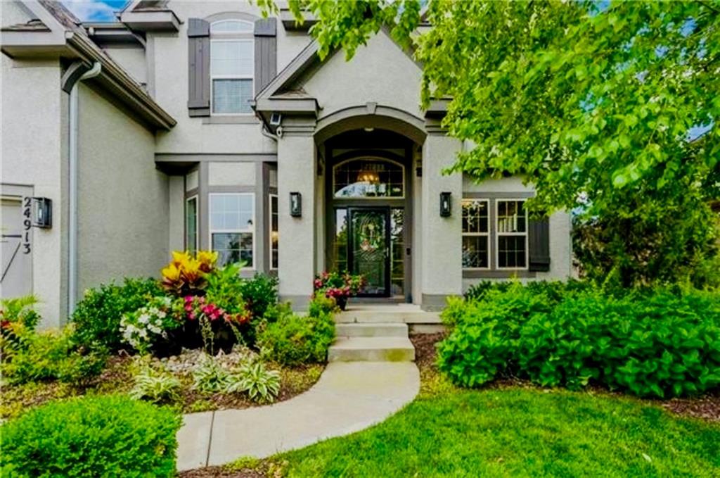 Listing Photo MLS #HMS2637227