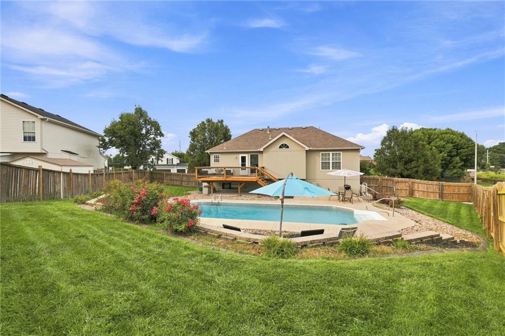 Listing Photo MLS #HMS2637252