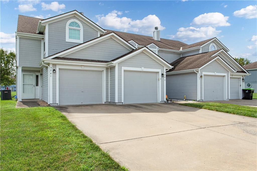 Listing Photo MLS #HMS2637418
