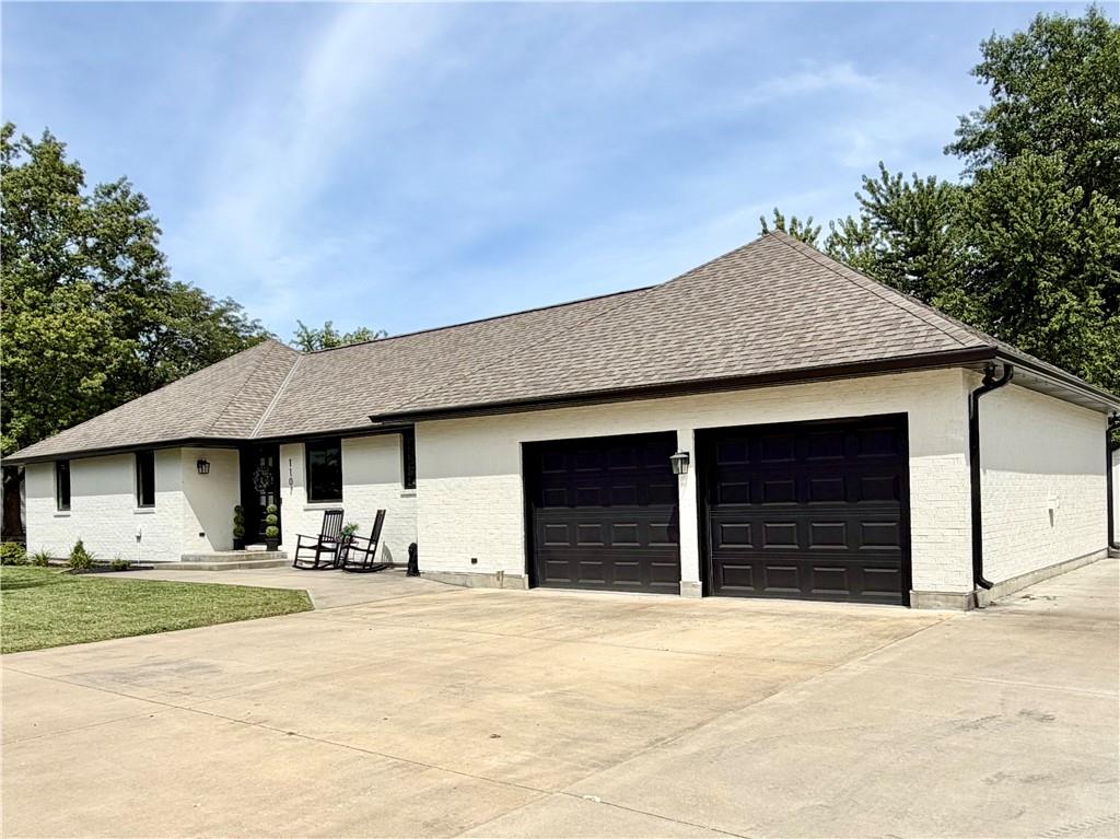 Listing Photo MLS #HMS2637597