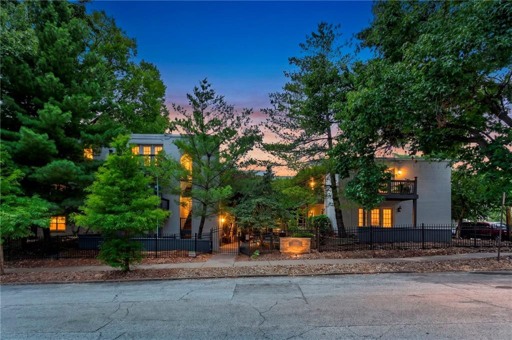 Listing Photo MLS #HMS2637617