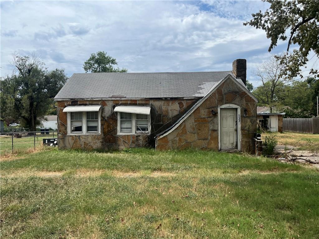 Listing Photo MLS #HMS2637922