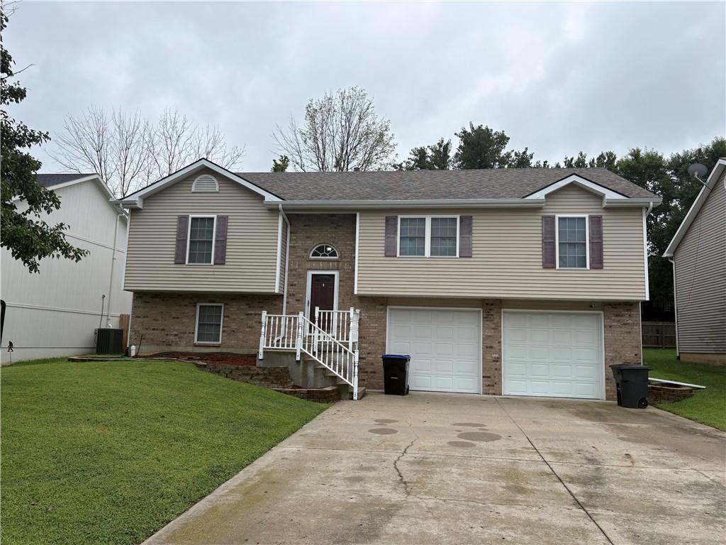 Listing Photo MLS #HMS2637966