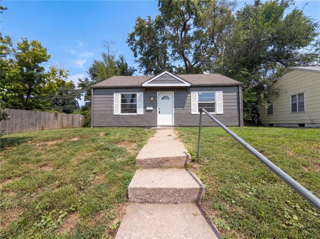 Listing Photo MLS #HMS2638173