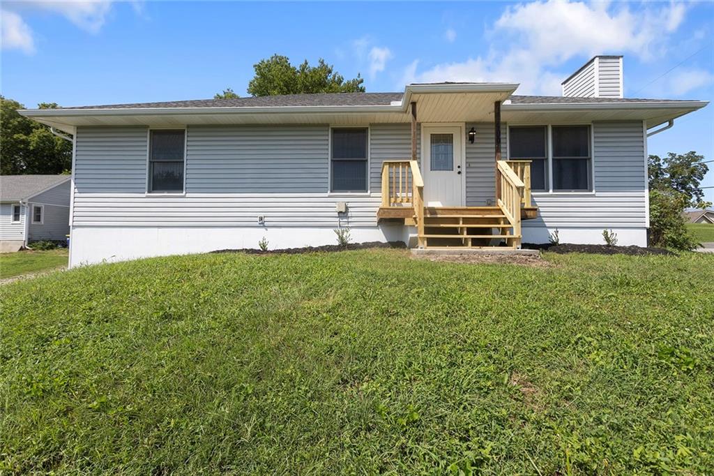 Listing Photo MLS #HMS2638257