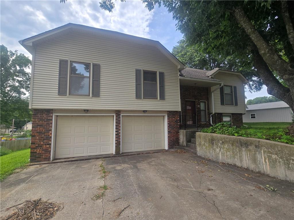 Listing Photo MLS #HMS2638595