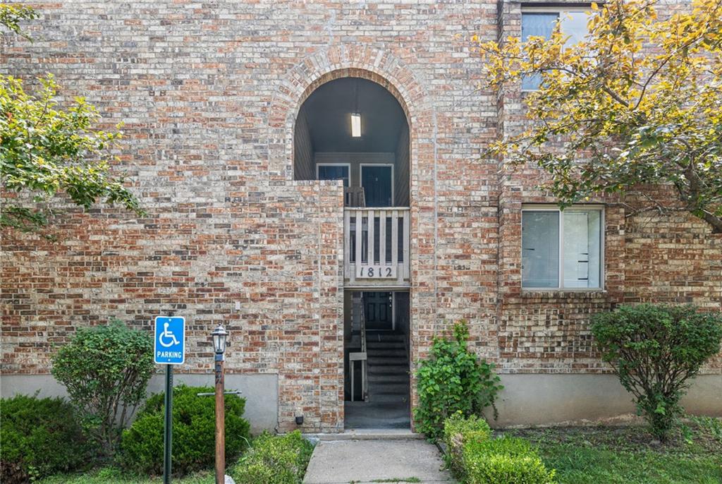 Listing Photo MLS #HMS2639060
