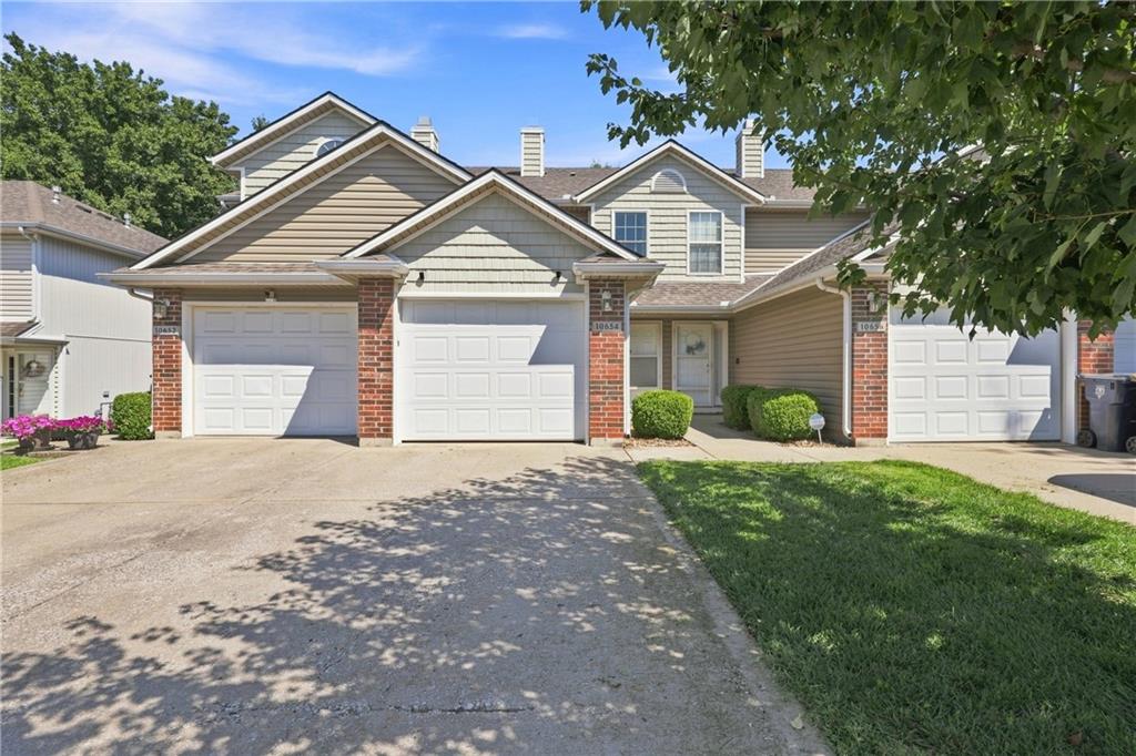 Listing Photo MLS #HMS2639112