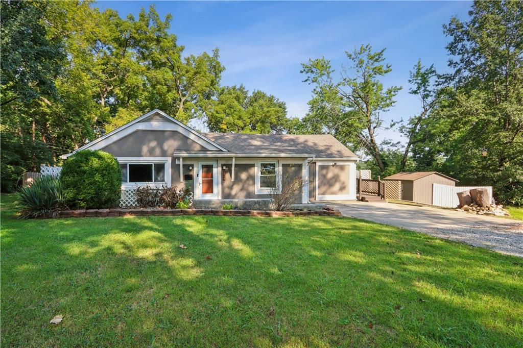 Listing Photo MLS #HMS2639131