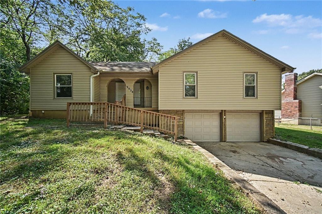 Listing Photo MLS #HMS2639599