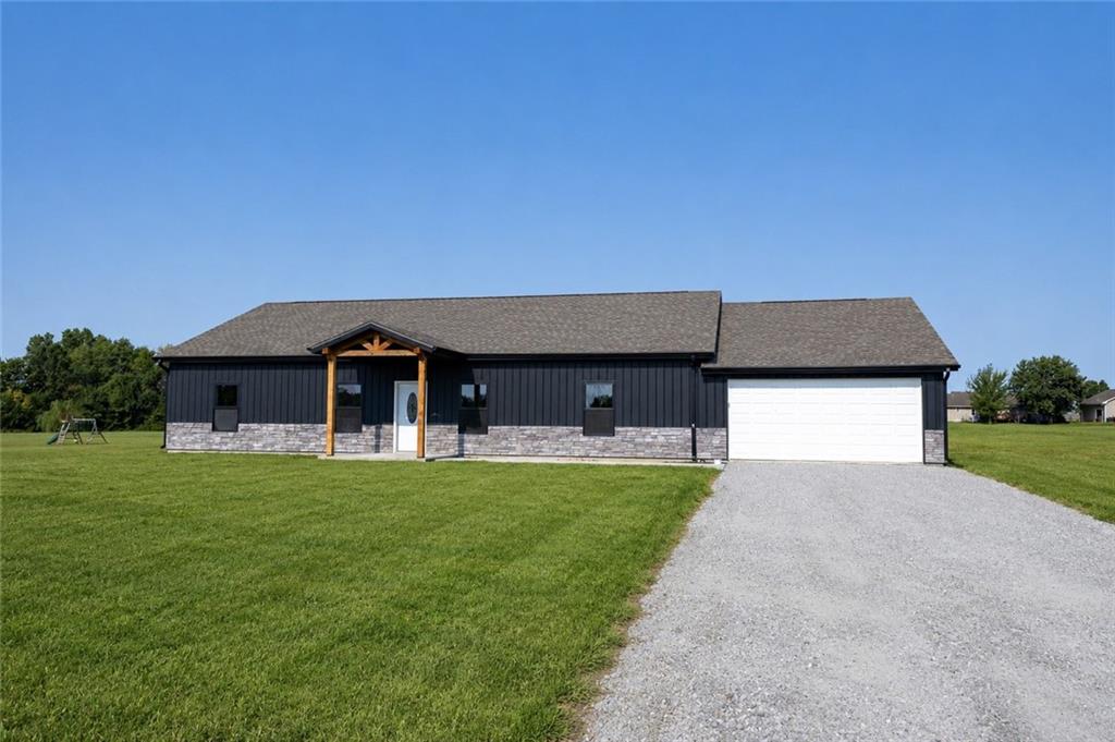 Listing Photo MLS #HMS2640048