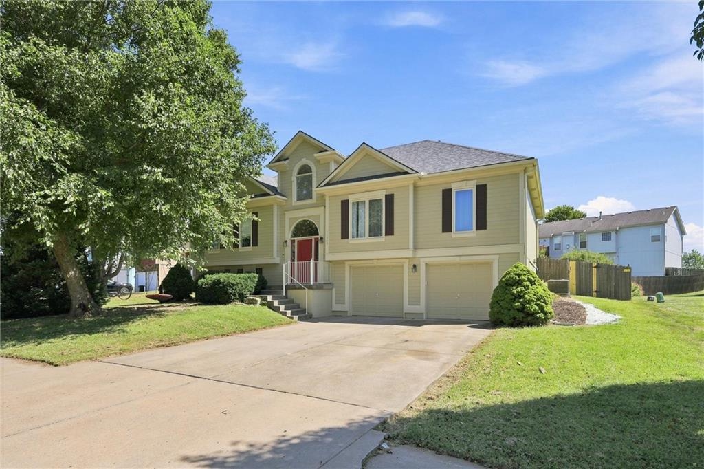 Listing Photo MLS #HMS2640263