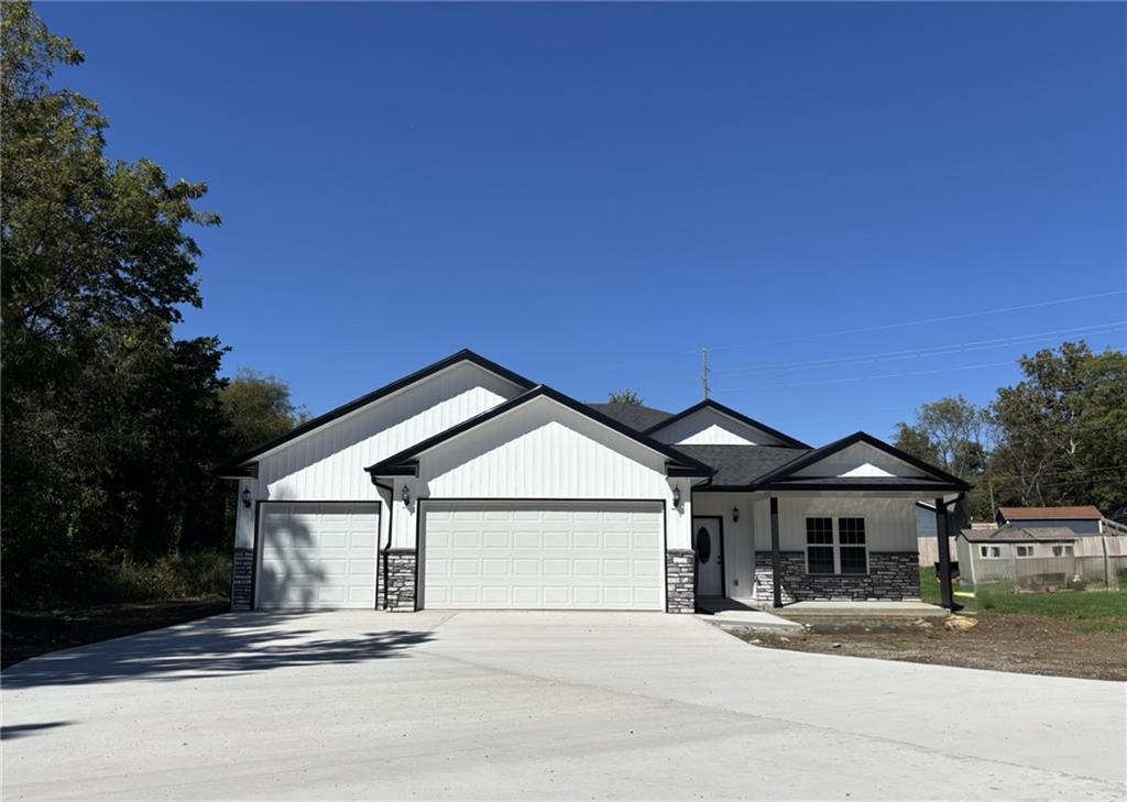 Listing Photo MLS #HMS2642988