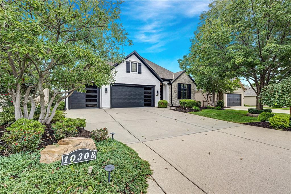 Listing Photo MLS #HMS2644334