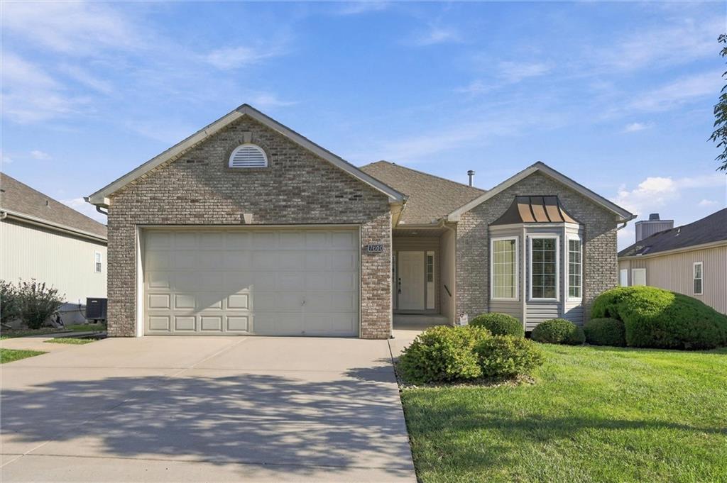 Listing Photo MLS #HMS2645957