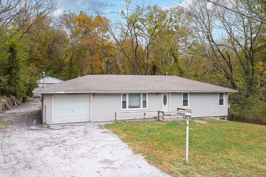 Listing Photo MLS #HMS2647104