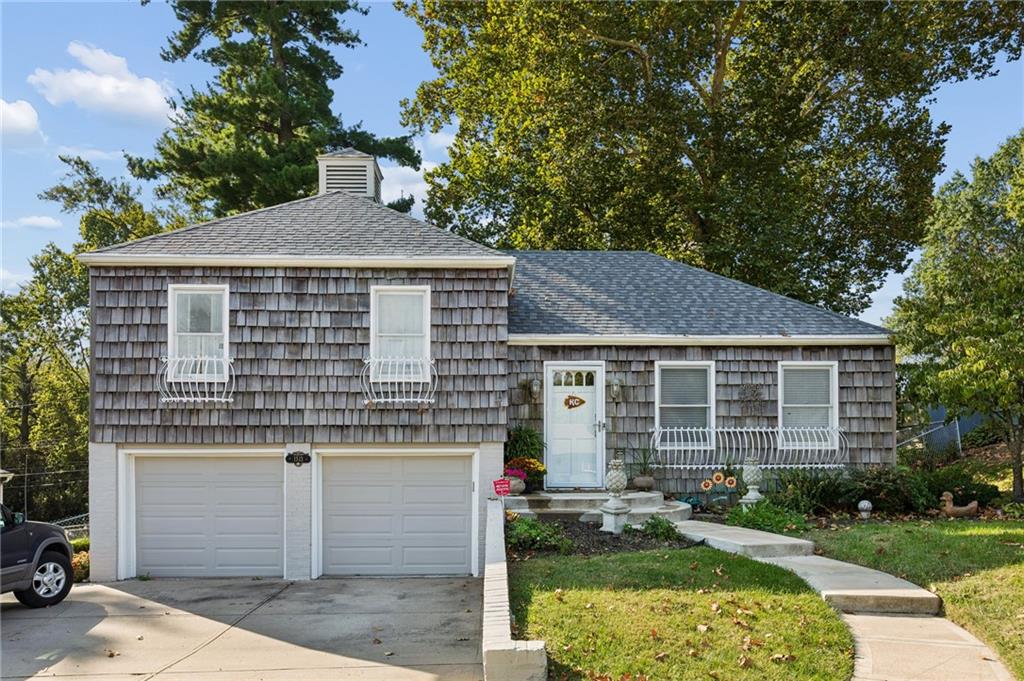 Listing Photo MLS #HMS2647805