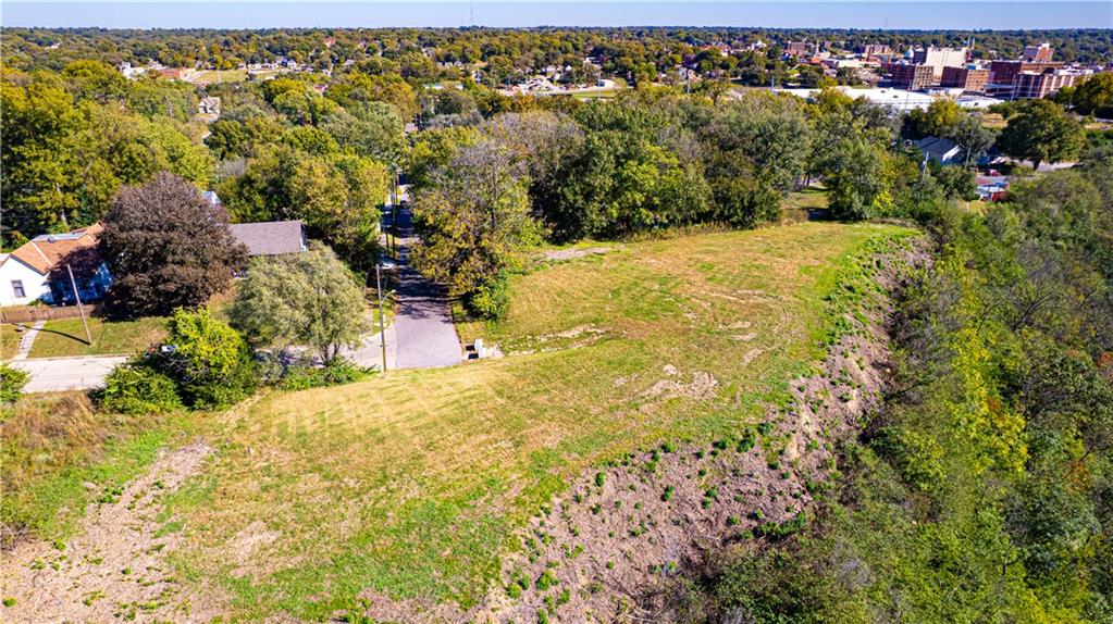 Listing Photo MLS #HMS2647911
