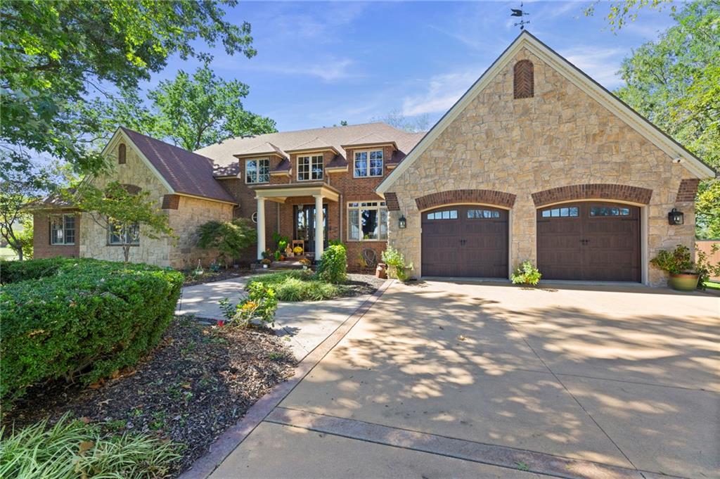 Listing Photo MLS #HMS2648042